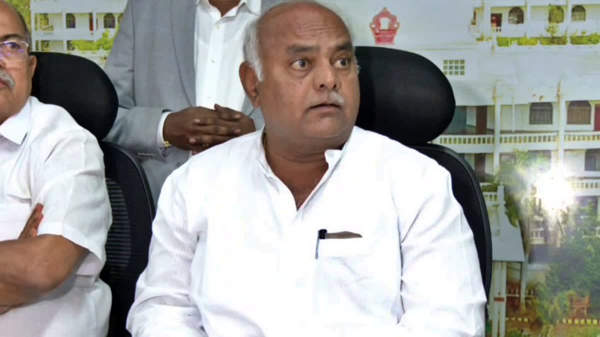 ಗಣೇಶೋತ್ಸವದಲ್ಲಿ ಗಲಾಟೆ ನಡೆದಿದ್ದು ದುರ್ದೈವ: ಸಚಿವ ಶಿವಾನಂದ್​ ಪಾಟೀಲ್​
