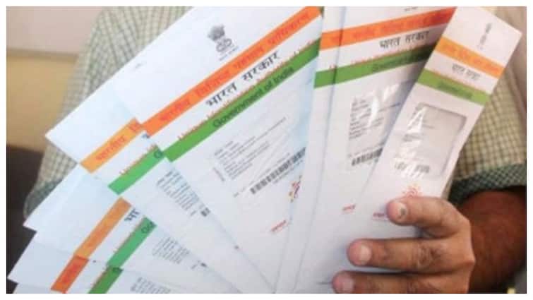 ECI Directs Officials To Accept Aadhaar As ID Proof After Supreme Court Order