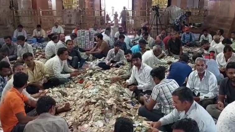 1 किलो से ज्यादा सोना, 1.5 किलो चांदी और 28 करोड़ कैश, सांवलिया सेठ मंदिर में टूटा चढ़ावे का रिकॉर्ड