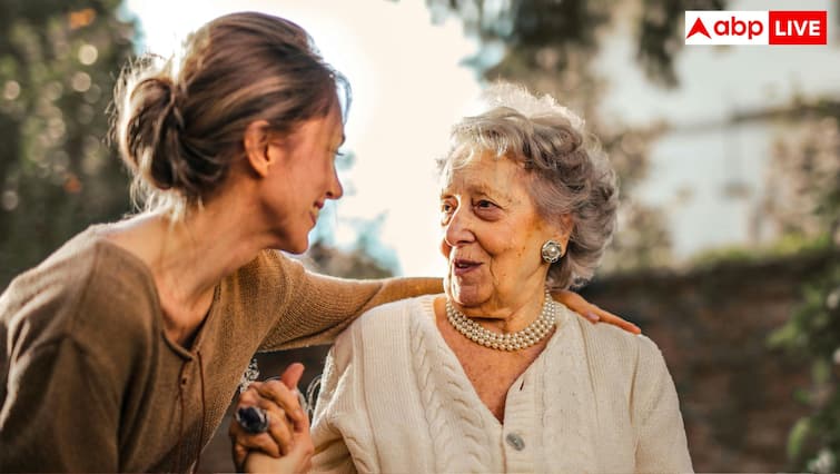 Care Business: भारत में तेजी से बढ़ रहे बुजुर्ग तो खुले ये बिजनेस ऑप्शंस, जानें कैसे पैसा कमा सकते हैं आप?