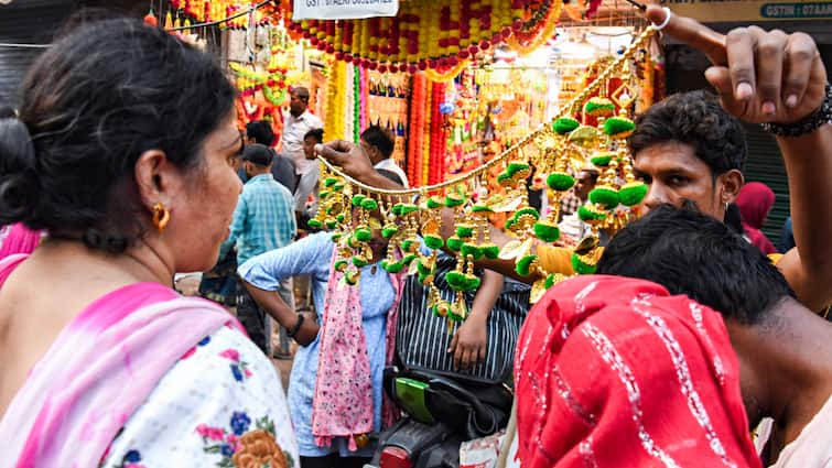 महाराष्ट्र में फिर 'मराठी बनाम गैर-मराठी' विवाद, दिवाली की दुकान लगाने पर महिलाओं के बीच झड़प