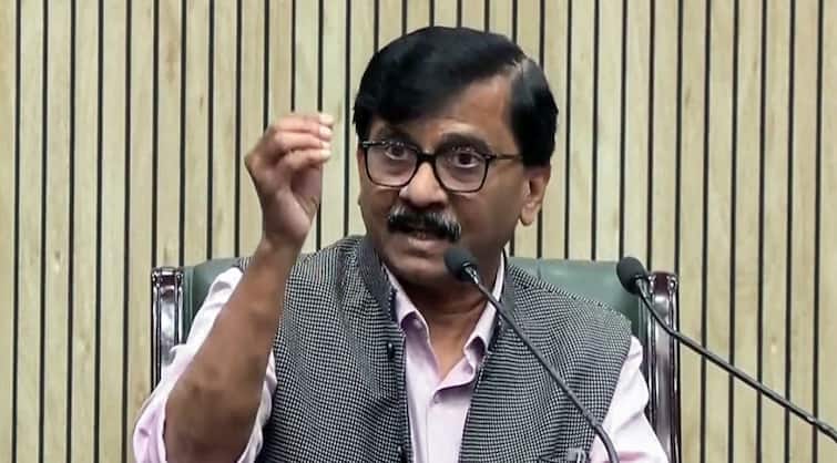 शिवेसना यूबीटी नेता संजय राउत बोले- 'महाराष्ट्र में आधे से ज्यादा मंत्री भ्रष्टाचार में लिप्त'