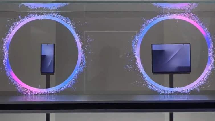 Galaxy Z TriFold: सैमसंग के ट्राईफोल्ड फोन की लॉन्चिंग नजदीक, कंपनी ने दिखा दी पहली झलक, जानें क्या होगा खास