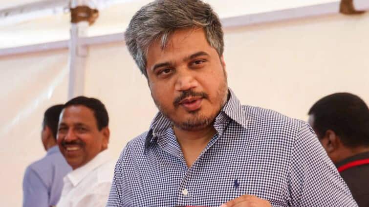 VSI जांच पर सियासी घमासान: शरद पवार की संस्था पर फडणवीस सरकार का एक्शन, रोहित पवार ने दी प्रतिक्रिया