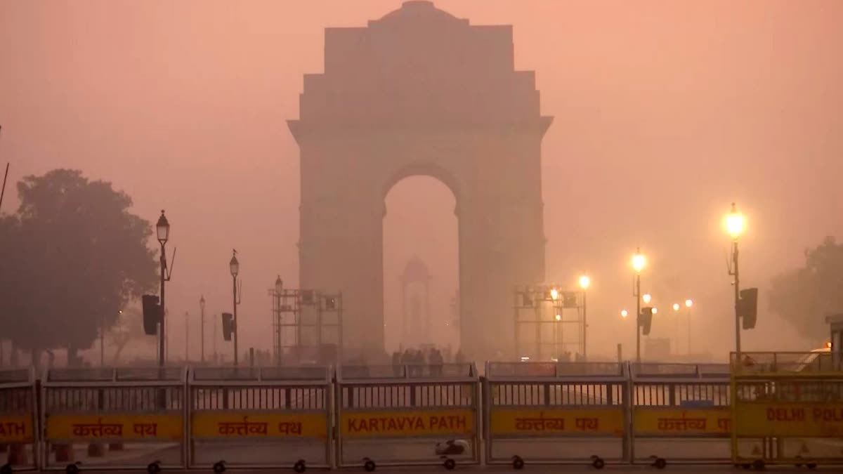 ದೆಹಲಿ ವಾಯುಗುಣಮಟ್ಟ ತೀವ್ರ ಕಳಪೆ: ಇಂದು ಮೊಟ್ಟ ಮೊದಲ ಮೋಡ ಬಿತ್ತನೆಗೆ ಸಿದ್ಧತೆ