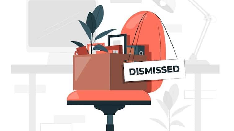 Amazon’s 14,000 Job Cuts: Report Reveals E-Commerce Giant Chose Texts Over Meetings