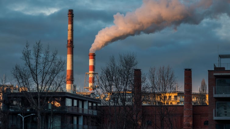 PM2.5 Pollution Kills Over 17 Lakh In India As Fossil Fuels Drive Crisis, Lancet Warns