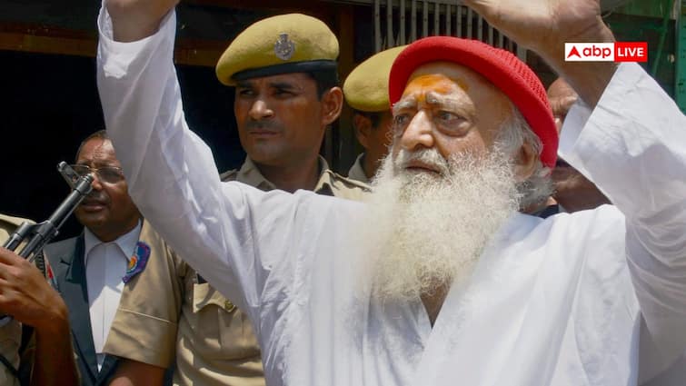 आसाराम को 10 महीने में चार बार मिली जमानत, इस आधार पर इतनी बार बाहर आ रहा दोषी?